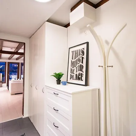 Waterfront Townhouse With Bathtub Sauna,free Parking Nyaraló Helsinki